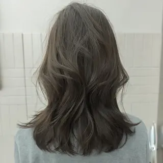 カラー サキ🇰🇷 /立川 韓国/透明感/艶感/のヘアスタイル
