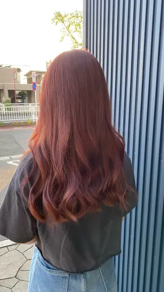 ロング カラー 浅野  勇貴のヘアスタイル