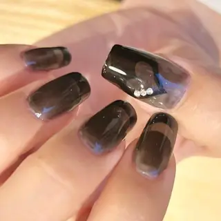 ネイル One’Ness Nana🤍のネイルデザイン