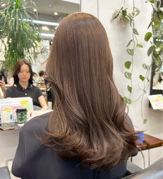 セミロング 抜きっぱなしブロンド /ハイトーン/カナタのヘアスタイル