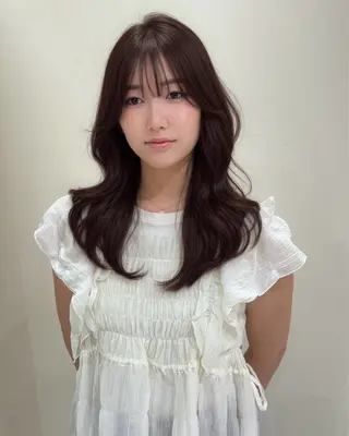 ロング カラー 大人韓国レイヤ ー特化｜角岡泉希🩶のヘアスタイル