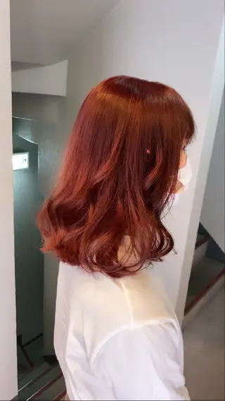 新村 泰幸のヘアスタイル