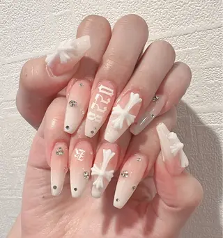ネイル Luvia harumiのネイルデザイン