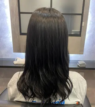 セミロング いまい ひまりのヘアスタイル