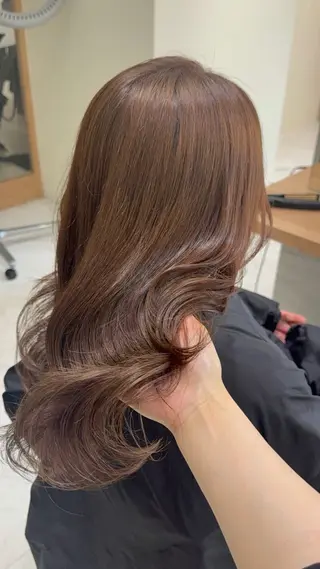 ロング カラー 透け感color/ SUのヘアスタイル