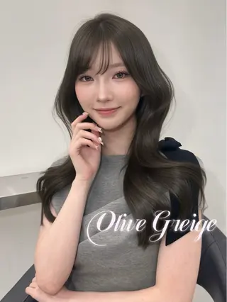 ロング カラー 上品モテヘア🩶 karen🩶のヘアスタイル