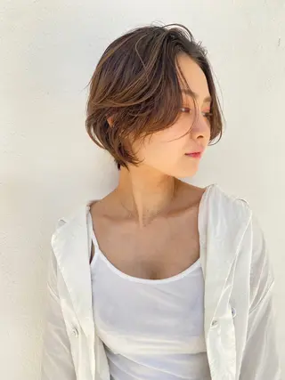 ショート カラー パーマ ヘアアレンジ くびれレイヤー/艶 カラー　MADOKAのヘアスタイル