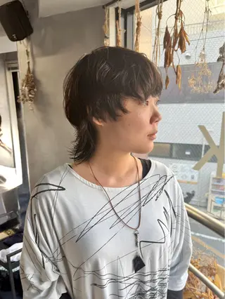 ミディアム パーマ ウルフ レイヤー パーマ🪐MANAのヘアスタイル