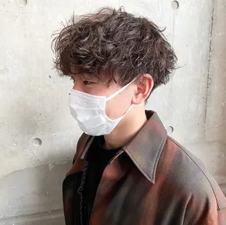 ショート カラー パーマ ヘアアレンジ メンズ キッズ 磯村 翔大のヘアスタイル