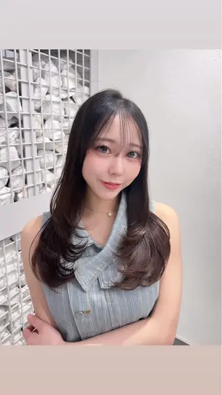 ロング 西村 涼のヘアスタイル