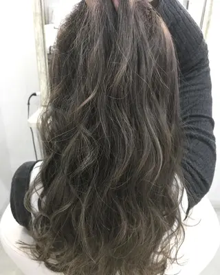 ロング カラー 髪質改善 中川 翔のヘアスタイル