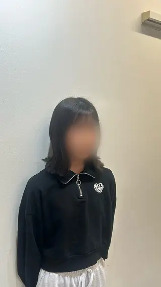 ショート 🩷透明感カラー 🩷レイヤー･ボブのヘアスタイル