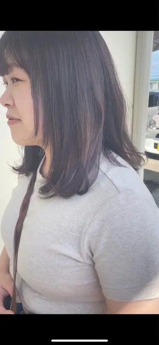 ミディアム 五日市 愛衣のヘアスタイル