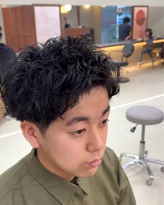 ショート 岡本 拡夢のヘアスタイル
