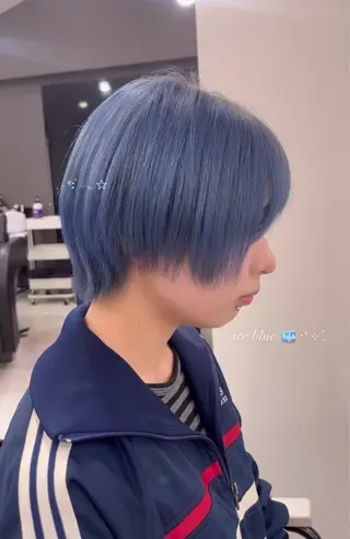 ショート カラー ハイトーン/ゆるふわ 🧚𖥔ׁTOMO♡のヘアスタイル