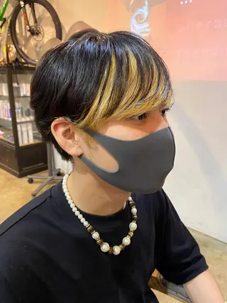 カラー 岡本 蓮太のヘアスタイル