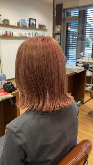 ミディアム ヨゴ アヤカのヘアスタイル