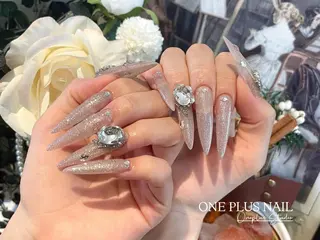 ネイル One Plus Nail Salonのネイルデザイン