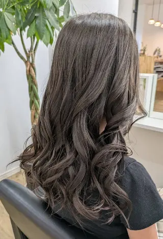 セミロング 【リピーター続出】 ENONN+　エノンのヘアスタイル