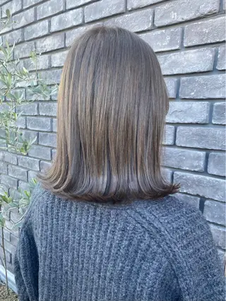 ミディアム カラー 瀬尾 亜沙美のヘアスタイル