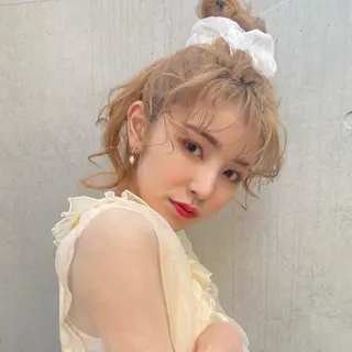 ロング カラー ヘアアレンジ 天神最安値エクステ カラーレイヤーカットのヘアスタイル