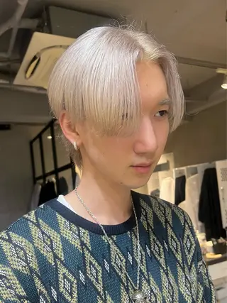 ショート カラー 仲井間 賢雄 fifthのヘアスタイル