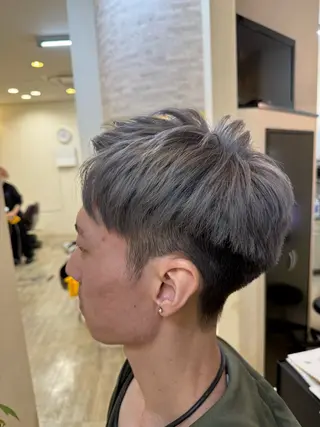 ショート カラー メンズ 永井 天斗のヘアスタイル