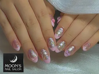 ネイル Moons nail 💅✨のネイルデザイン