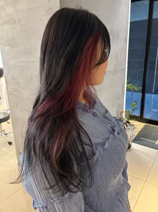 ロング KAREN（ému） 伏見/カットモデルのヘアスタイル