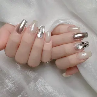 ネイル MIHANA YUKIのネイルデザイン