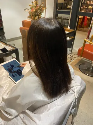 ミディアム 【novem】 serenのヘアスタイル