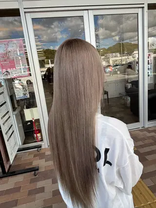 セミロング 田中 沙也香のヘアスタイル