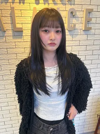 セミロング カラー 三宅 壱輝のヘアスタイル