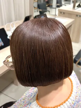 ショート カラー 【🎀推しカラー × 艶髪】小池 雪奈のヘアスタイル