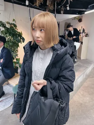 ミディアム カラー 岩田 良/ブリーチカラーのヘアスタイル