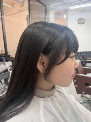 セミロング ヤマモト マミコのヘアスタイル