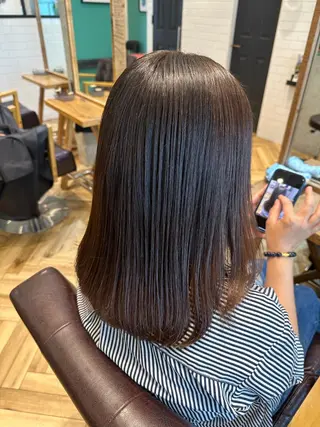 ミディアム カラー 🌈髪質改善🌈 過去の1艶サラ体験✨のヘアスタイル