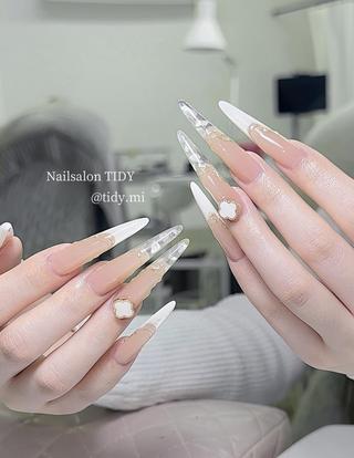 ネイル TIDY. Suzukaのネイルデザイン