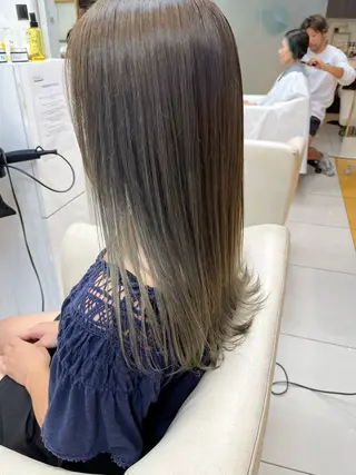 セミロング 柳川 玲也のヘアスタイル