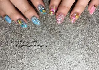 ネイル LAVISH 大和店 🤱子連れ大歓迎のネイルデザイン