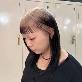 カラー 艶髪ハイトーン× ボブ🥣アイネのヘアスタイル