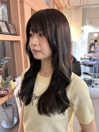 ロング 瀬川 夏緒のヘアスタイル