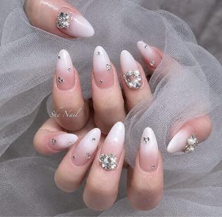 ネイル ISA_ BELLAのネイルデザイン