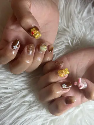 ネイル LAVISH 大和店 🤱子連れ大歓迎のネイルデザイン