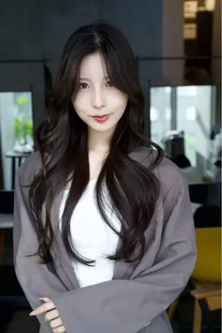 ロング カラー ヘアアレンジ 縮毛矯正・カラー特化 指名No.1shunのヘアスタイル