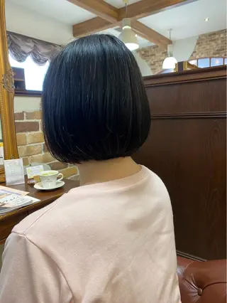 ショート 安中 莉椰のヘアスタイル