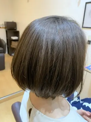 カラー サトウ シューイチのヘアスタイル