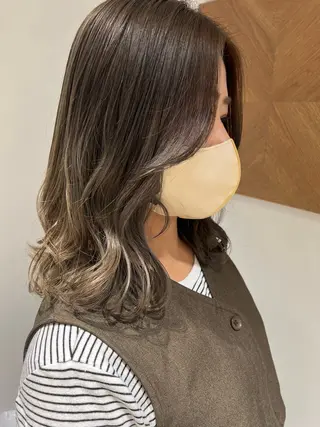 ミディアム カラー 🧡YUU💚艶抜群 カラー✨/905号室のヘアスタイル