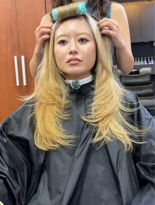 ロング レイヤーカット\ウル フ　chinatsuのヘアスタイル