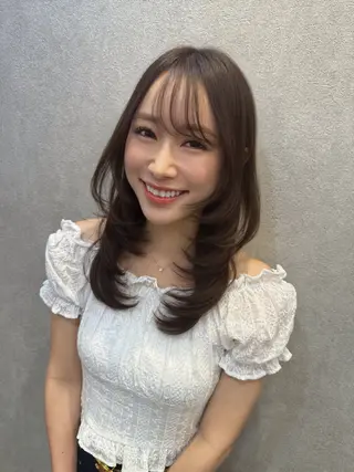 ロング 平川友理💘 似合せカットカラーのヘアスタイル